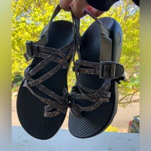 Chacos sandals / hiking sandals / strappy sandals